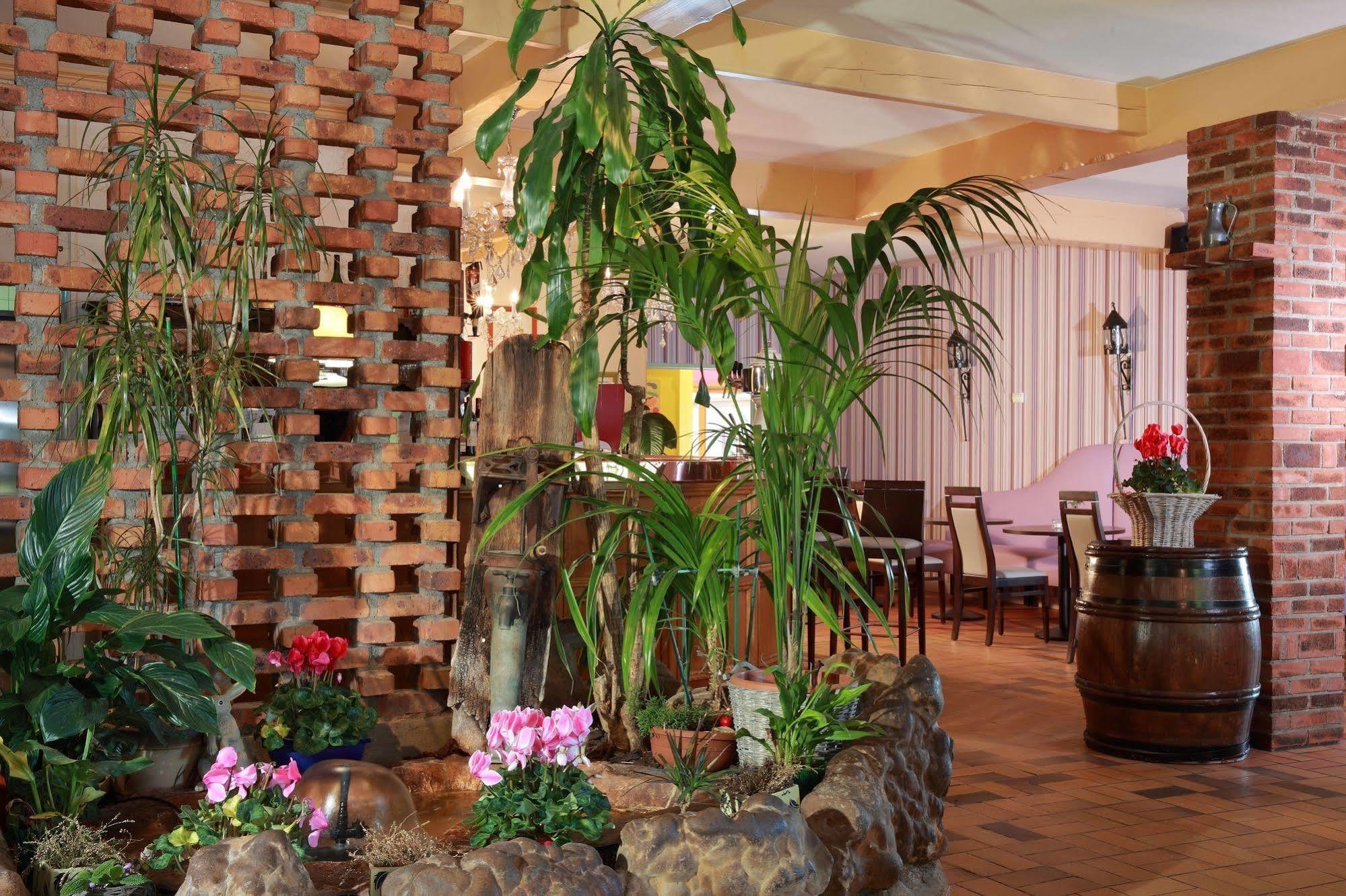 Sure Hotel By Best Western Saint-Quentin Ouest Holnon Kültér fotó